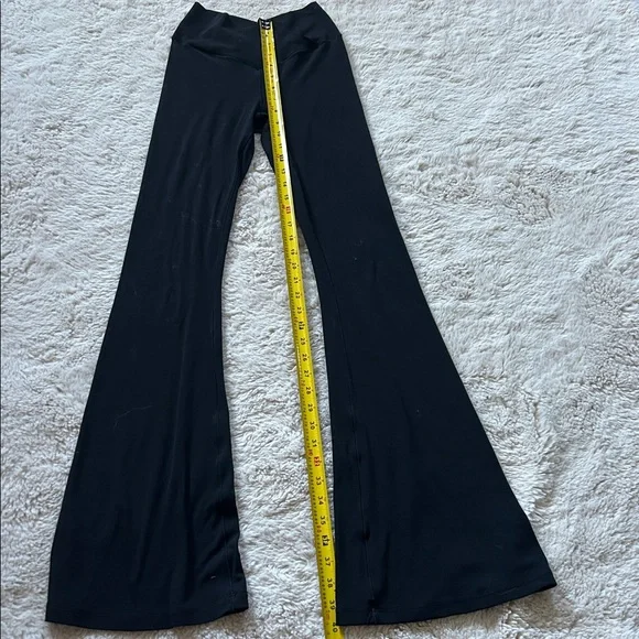 aerie Offline by Aerie Black Athletic Leggings - Picture 4 of 5